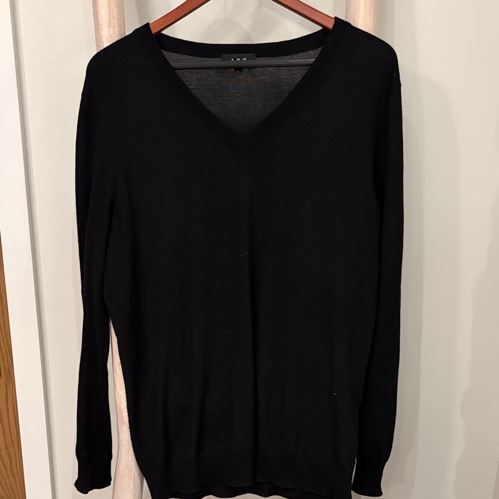 A.P.C. Men's Black V-Neck Sweater